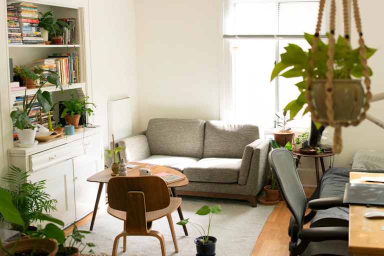 How to Decorate an Apartment: The Renter’s Complete Guide