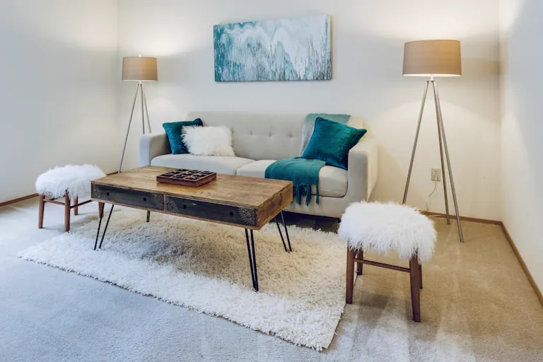 Hardwood vs. Laminate Flooring: Which Is Right for Your Home? 2 Hardwood vs Laminate Flooring options for every room